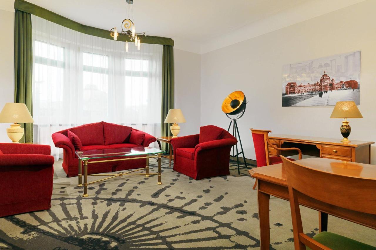 Le Meridien Grand Отель