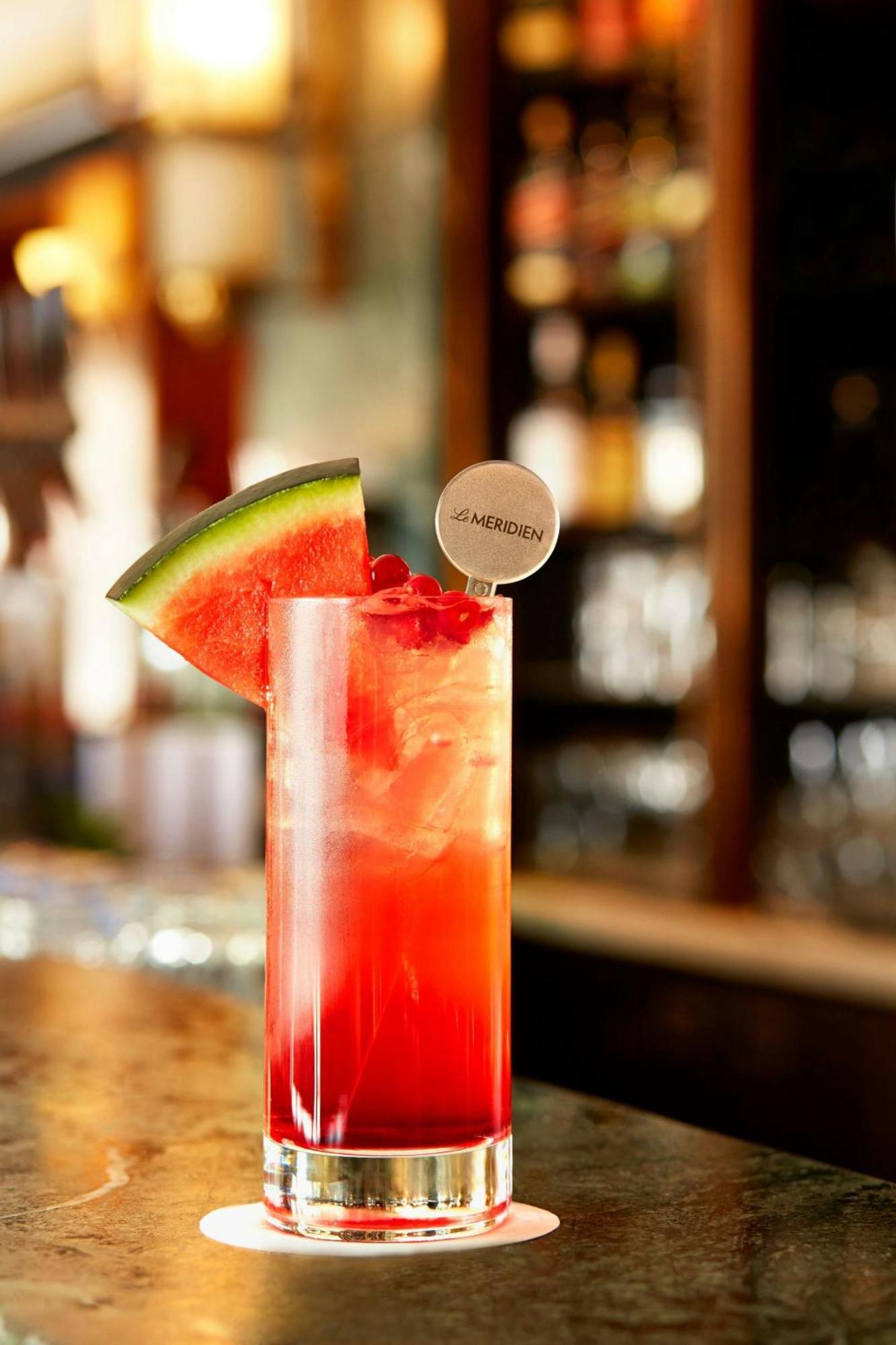 Le Meridien Grand Отель