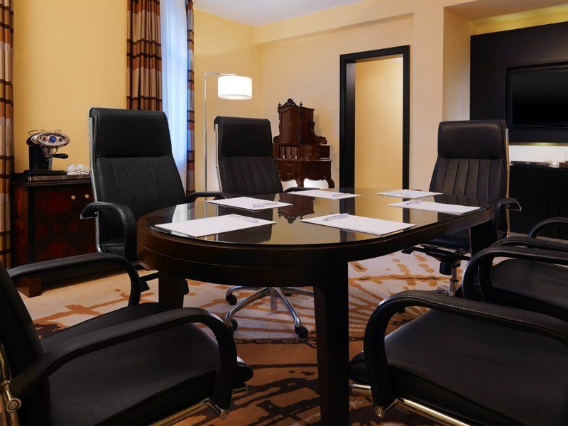 Le Meridien Grand Отель